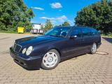Mercedes-Benz W210 E200K - Mercedes-Benz: Kombi, W210