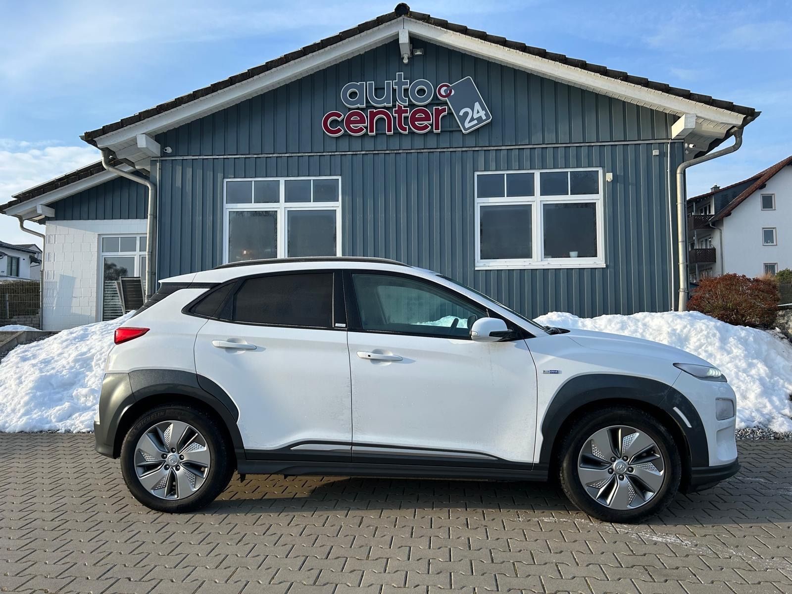 Fahrzeugabbildung Hyundai Kona Style°64 kWh°CCS°HeadUp°Kamera°1.Hand°