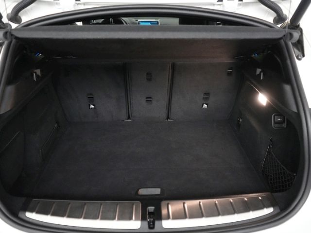 X2 sDrive 18 i ADVANTAGE PLUS DCT+NAVI+SITZHEIZU