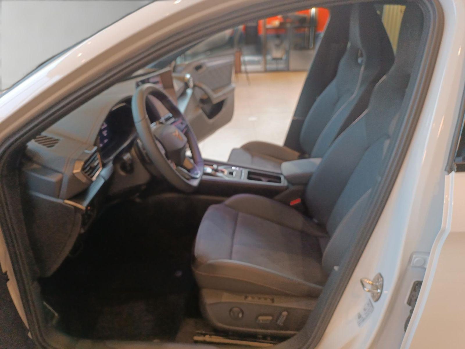 Cupra Leon 1.5 e-Hybrid VZ DSG *MATRIX*ACC*NAV*SHZ*