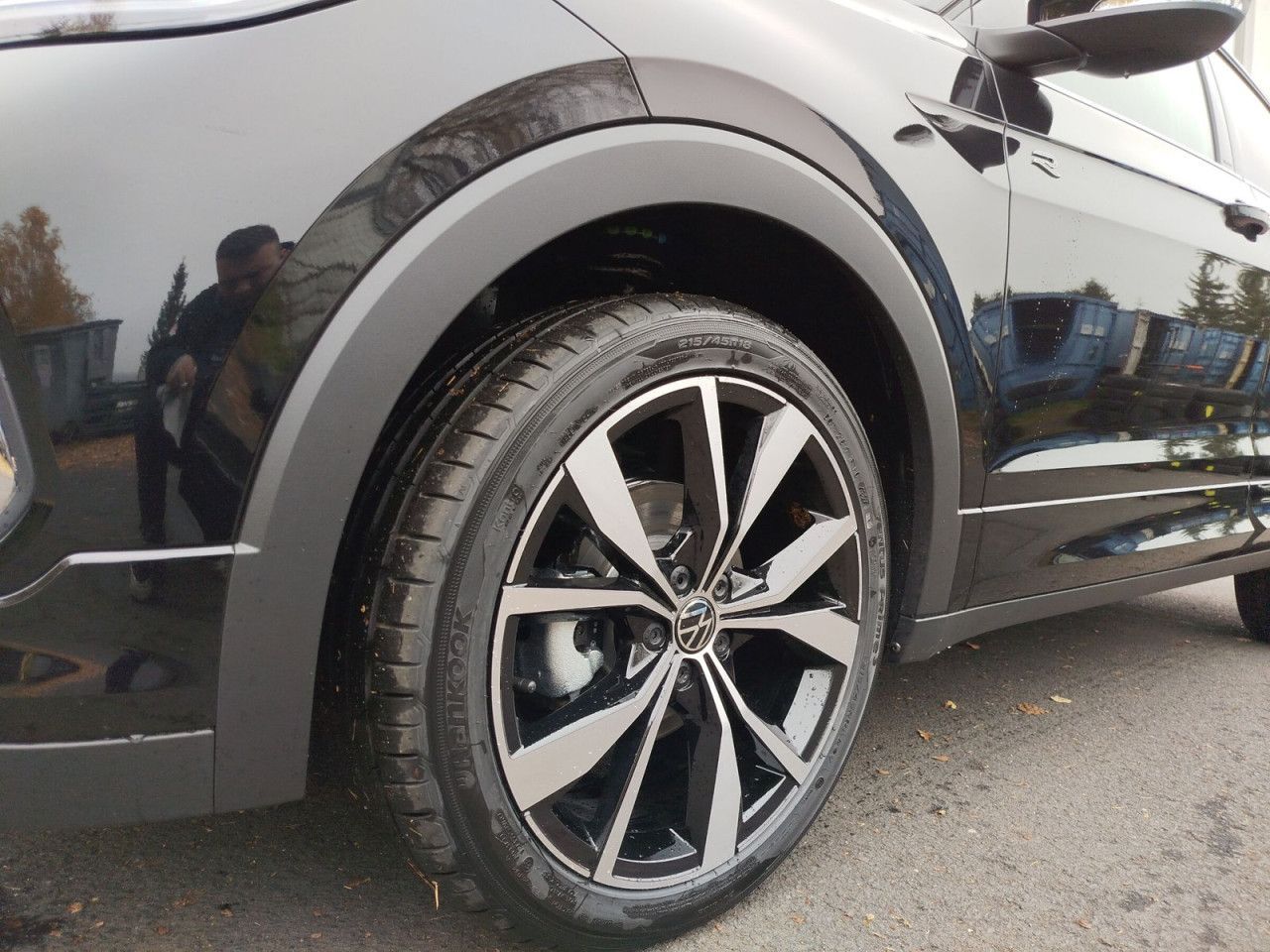 Fahrzeugabbildung Volkswagen T Cross R-Line 1.5 110 TSI D7F