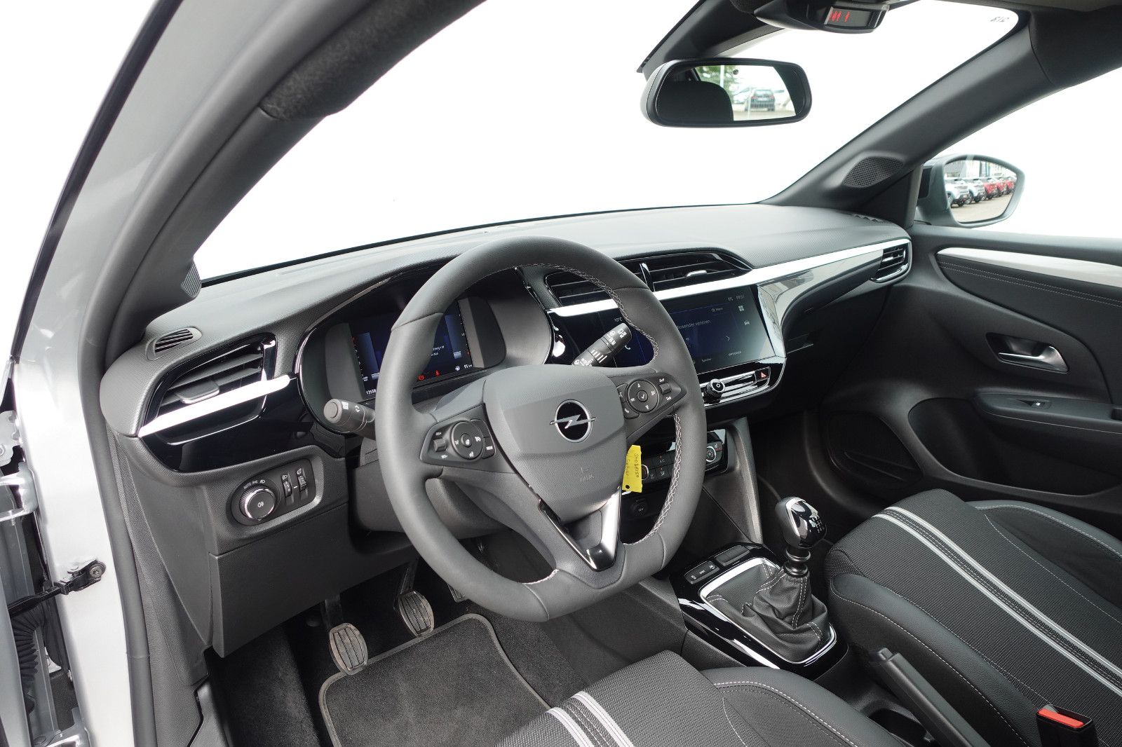 Fahrzeugabbildung Opel Corsa GS 1.2T,Kamera,Sitzhzg,Allwetter,LED,DAB+