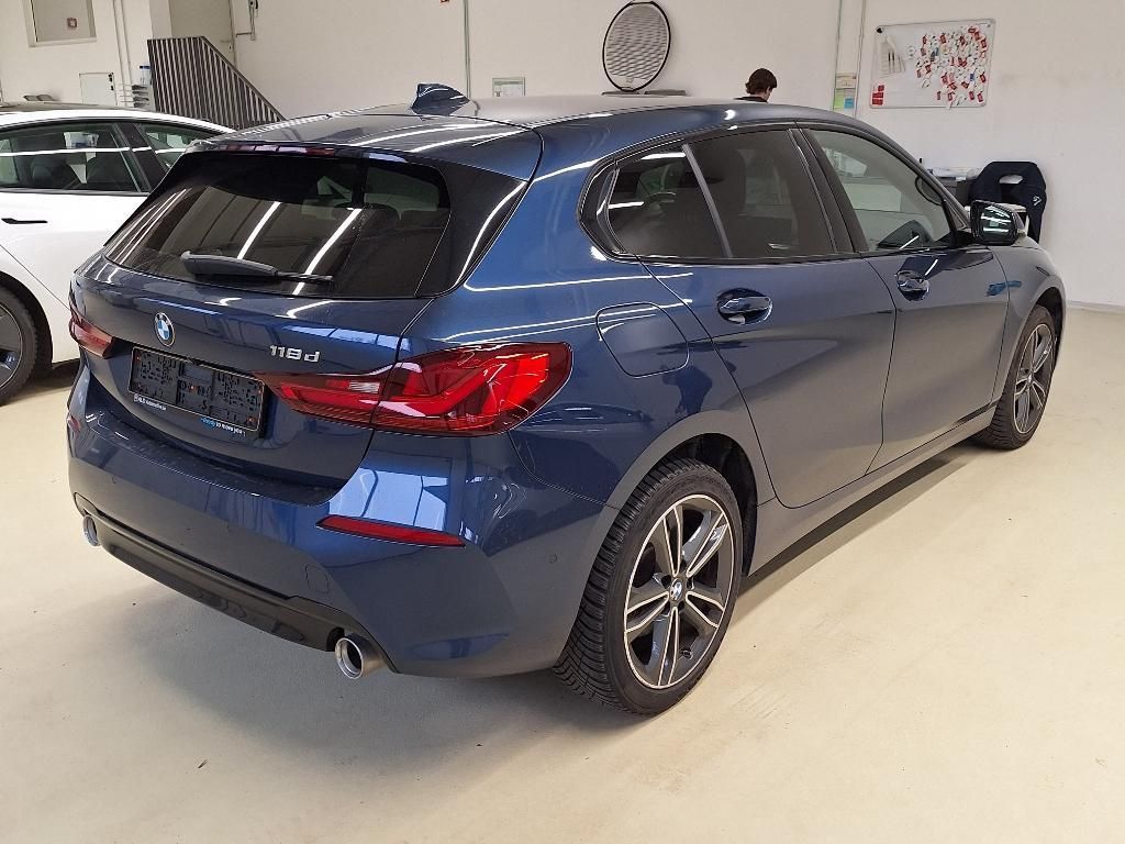 Fahrzeugabbildung BMW 118 d Sport Line Aut GRA Nav LED Live Cockpit