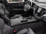 Volvo XC60 Momentum Pro AWD B4 Diesel EU6d Allrad Navi - Volvo XC60 Gebrauchtwagen in Mülheim (Ruhr)