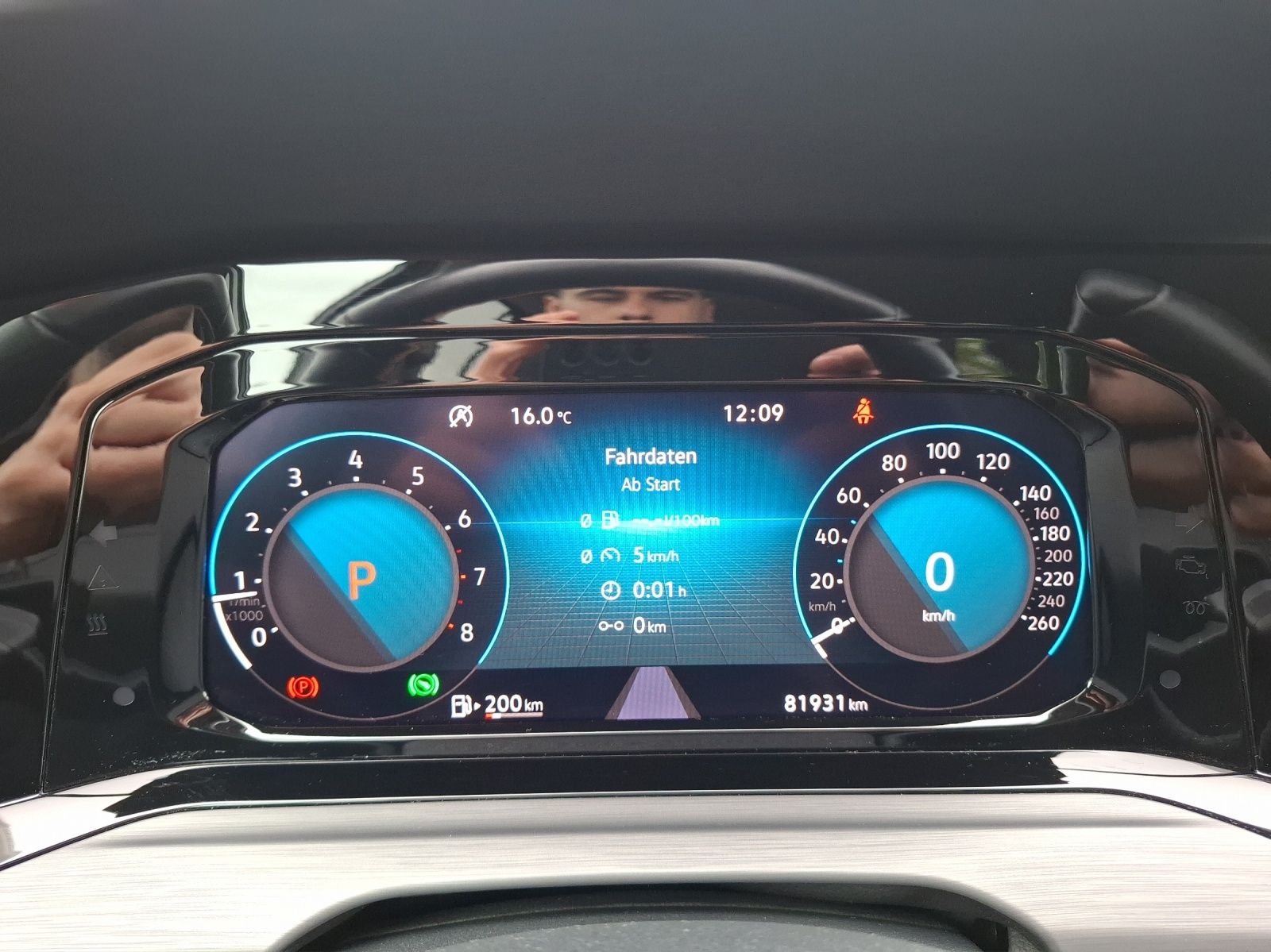 Fahrzeugabbildung Volkswagen Golf VIII Variant eTSI Style DSG LEDplus CarPlay