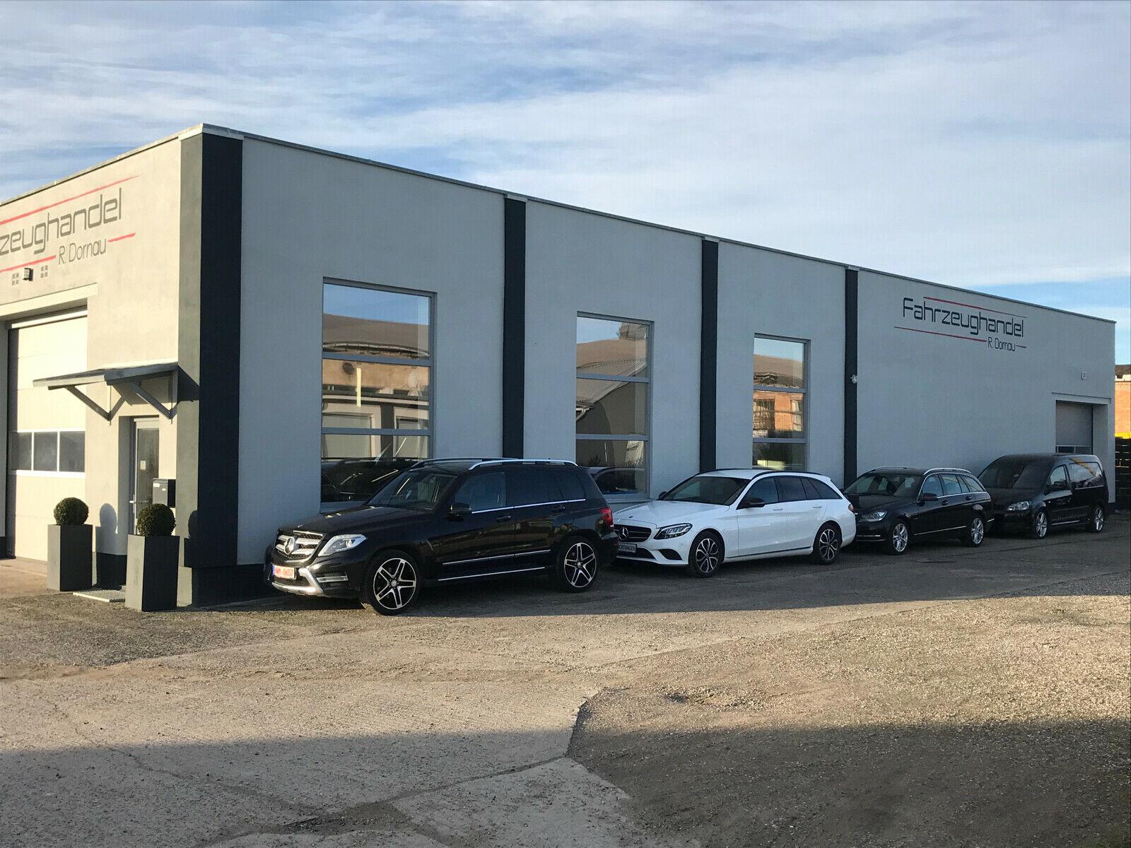 showroom-image-main