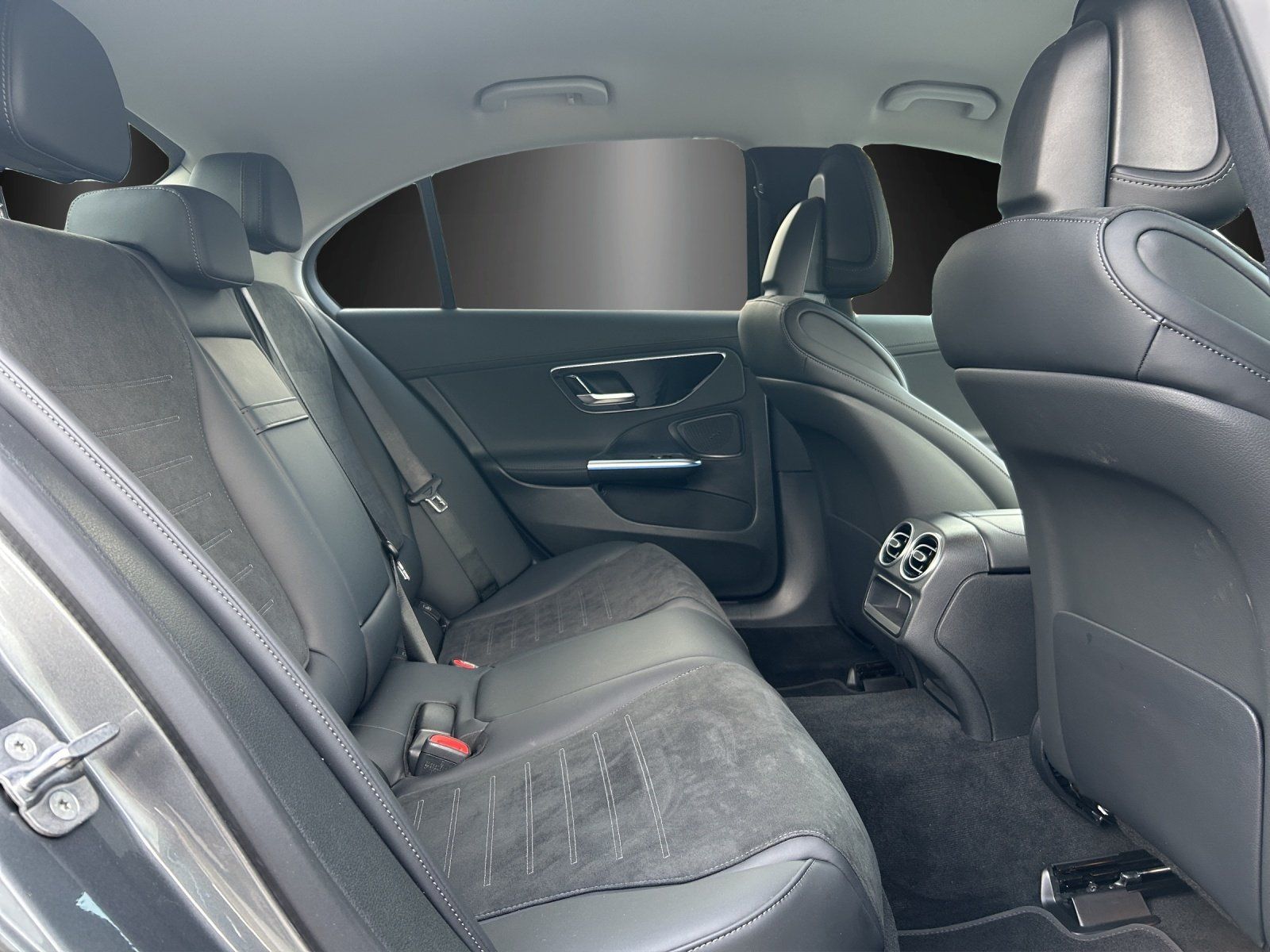 Fahrzeugabbildung Mercedes-Benz C 200 AMG Digital-Light DISTRONIC Memory 360°