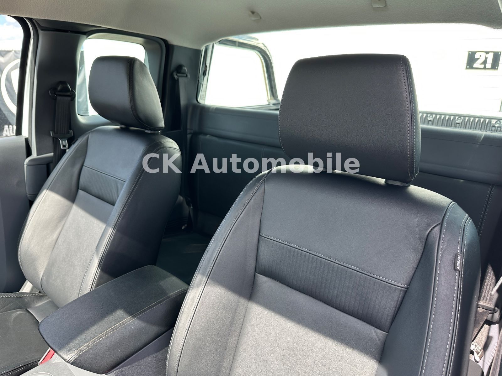 Fahrzeugabbildung Ford Ranger 3.2 TDCi Limited Extrakabine 4x4/Navi/AHK