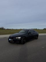 BMW E92 335i/Sch/LG7/Wenig KM/VOLL/M-P/Unf... - BMW: Coupe, 7