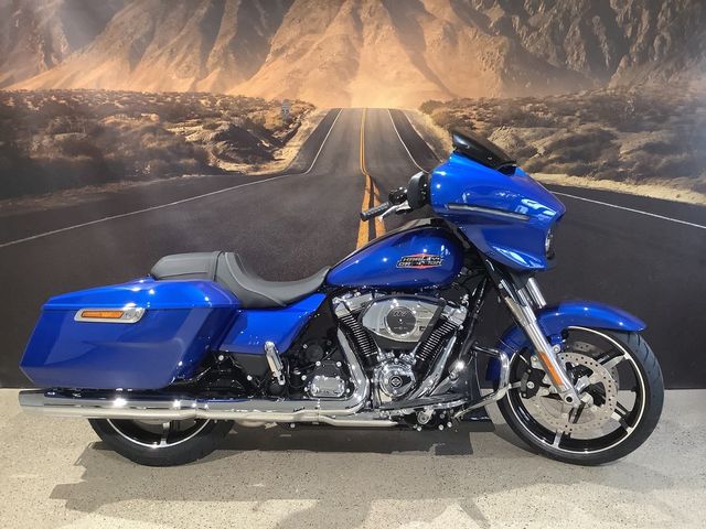 Harley-Davidson FLHX Street Glide mit Tageszulassung