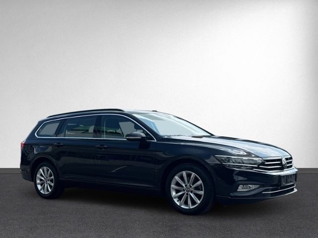 Passat Variant 1.5 TSI DSG Business LED+NAVI+RFK