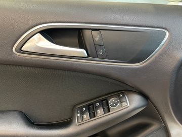 Mercedes-Benz B 180 *Kamera*Klima*Unfallfrei*