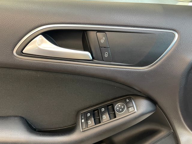 Mercedes-Benz B 180 *Kamera*Klima*Unfallfrei*