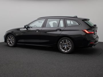 Fahrzeugabbildung BMW 330e xD Sport Line 360°DAB Stop&Go LED Alarm AHK