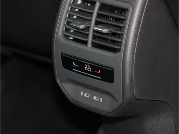 Cupra Formentor 1.5 eTSI DSG Kamera Navi LED