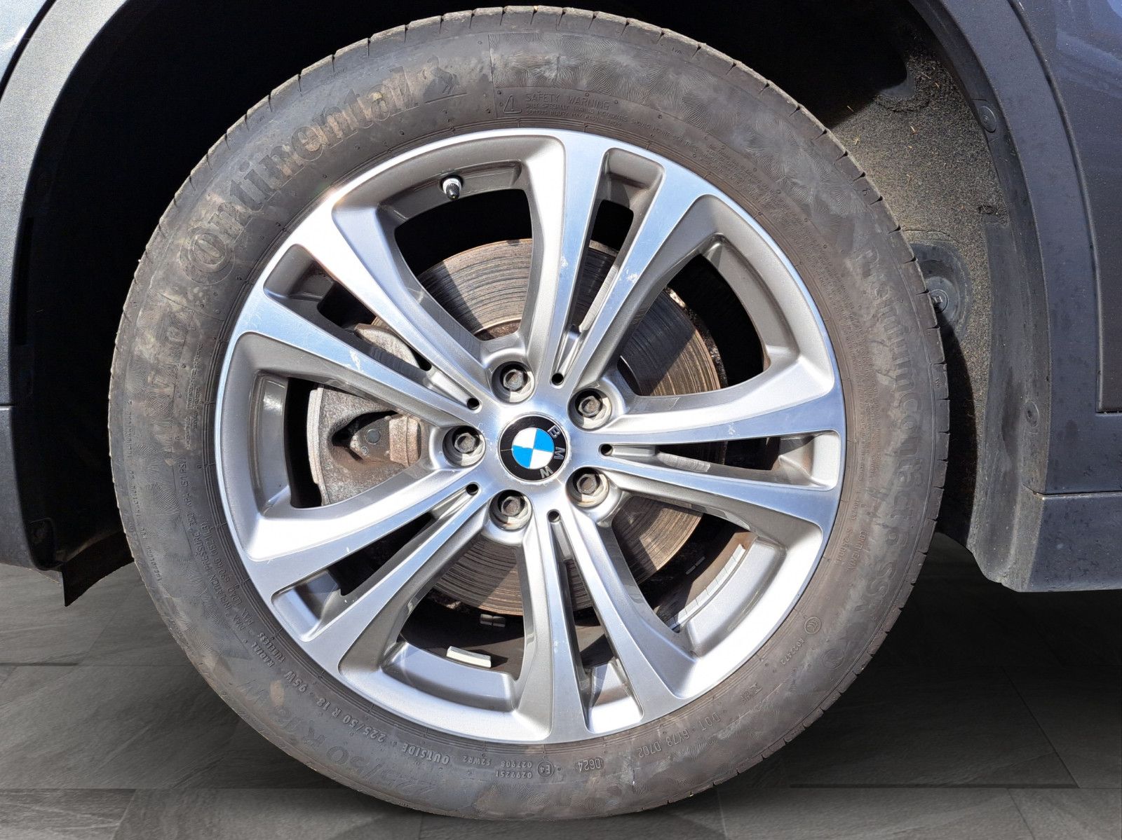 X1 xDrive 20 d Sport Line AHK Navi Kamera