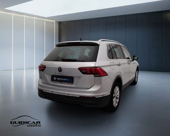 Volkswagen Tiguan - 6