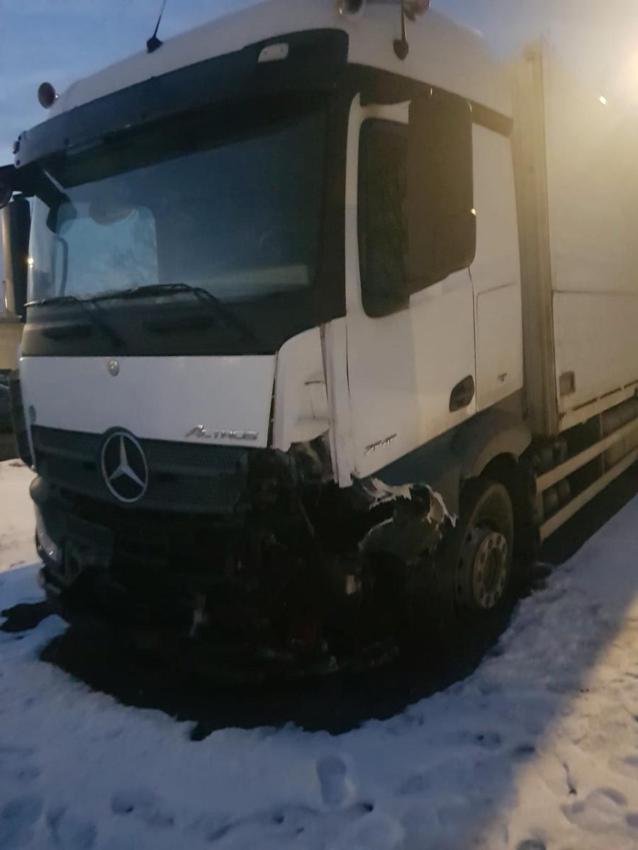 Mercedes-Benz Actros 2545