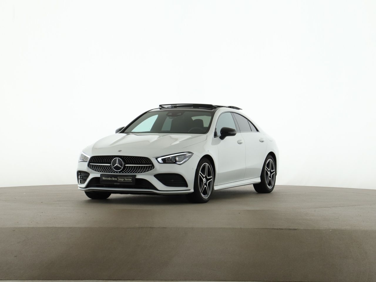 Mercedes-Benz CLA 250 AMG Night MBUX Pano Kamera LED Navi foto 2