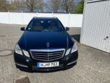 Mercedes-Benz E 300 CDI T AVANTGARDE V6 TOP Ausstattung  - Mercedes-Benz: Avantgarde Ausstattung