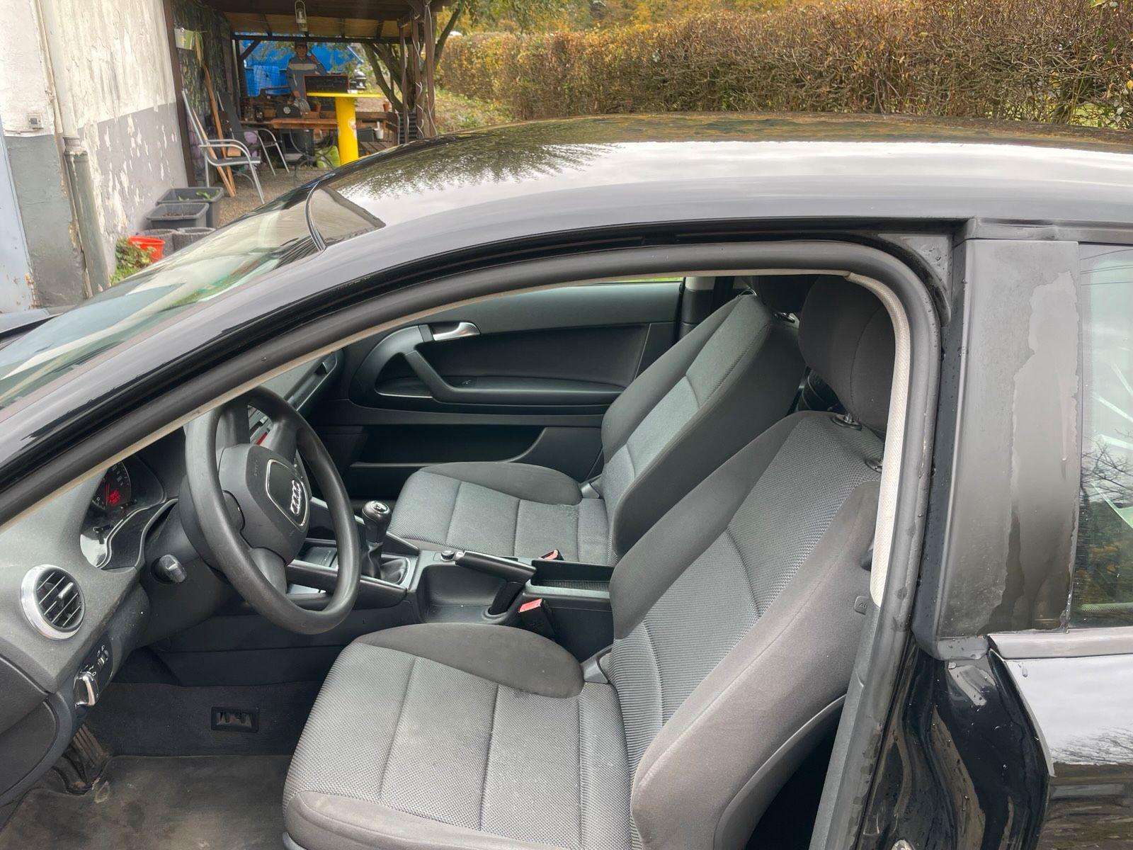 Audi A3 2009 — interior