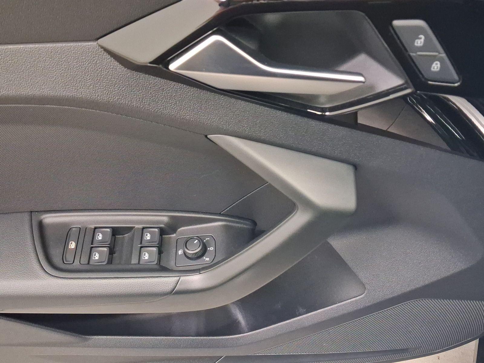 Audi A1 Sportback 25 TFSI ADVANCED LM16 SITZHZG PDC, миниатюра 8