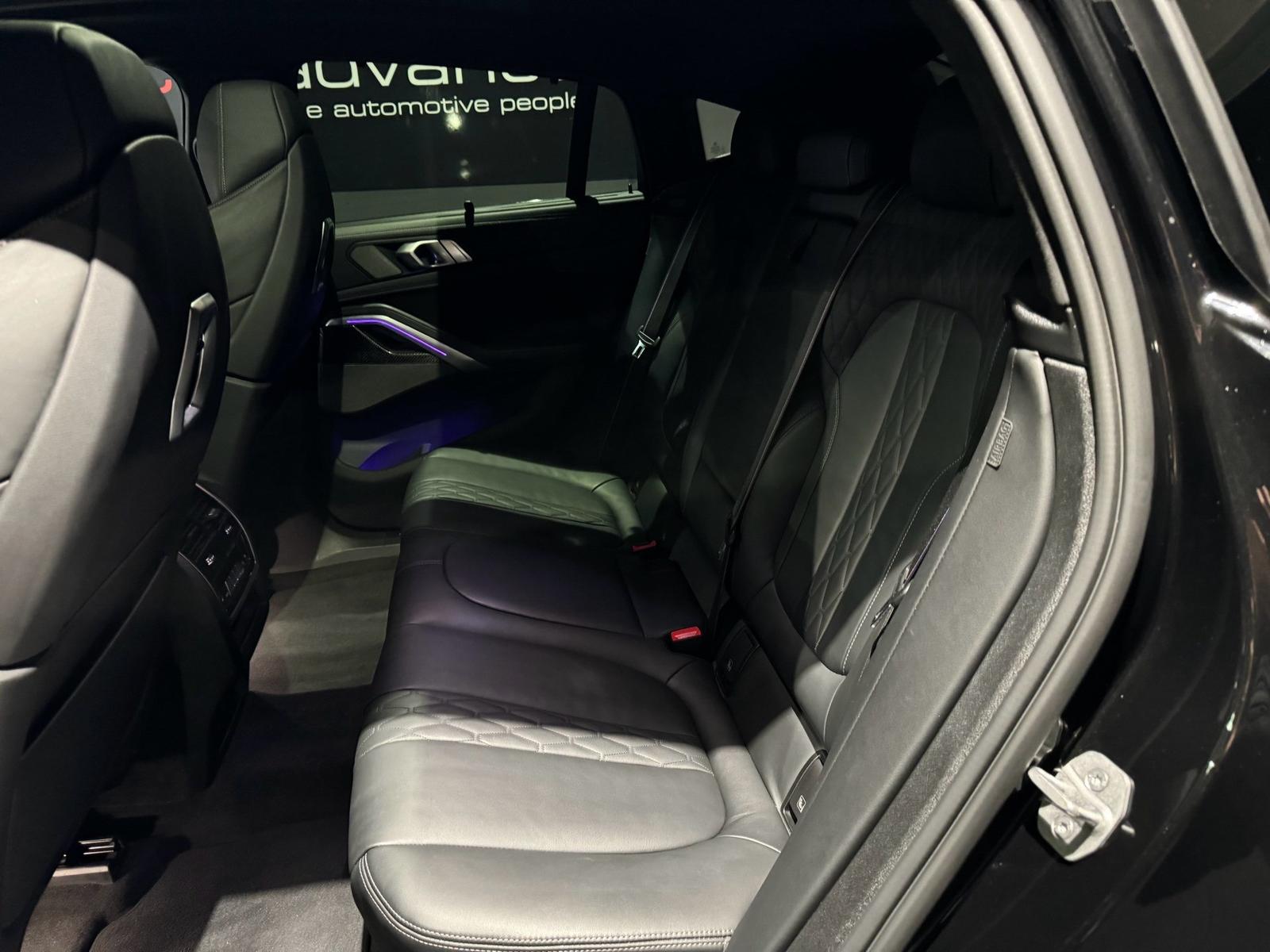 BMW X6 M60i xDrive FULL OPTION*CARBON*M SITZE – 4