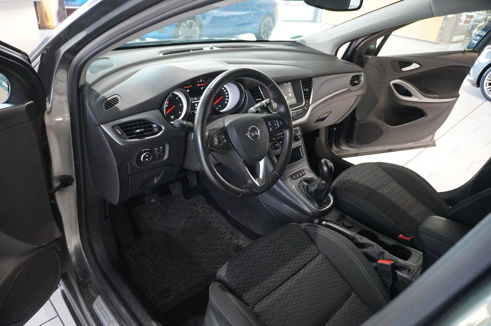 Fahrzeugabbildung Opel Astra K ST 1.6D 120 JAHRE  SHZ/LHZ/PDC/16"ALU