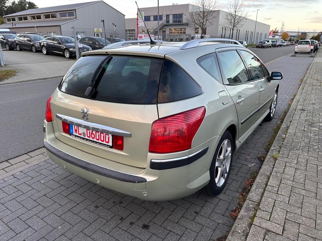 Peugeot 407