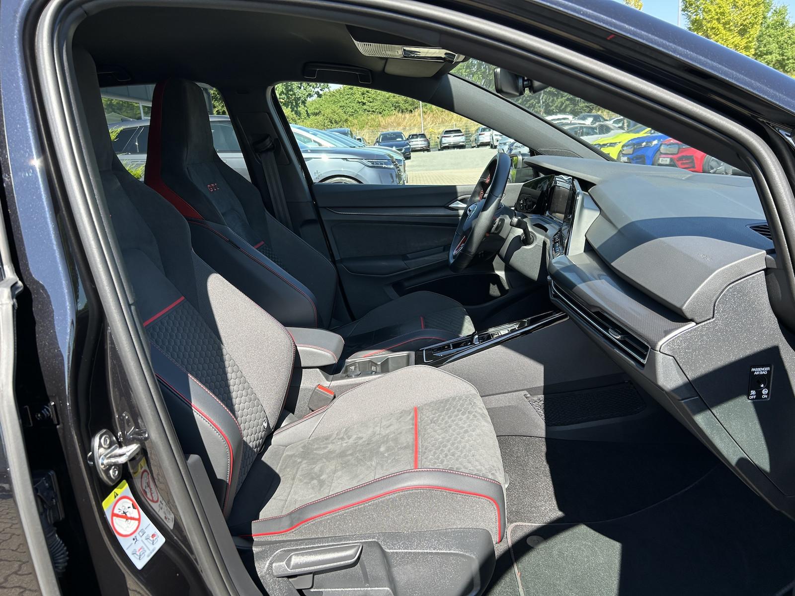 Volkswagen Golf GTI VIII 2.0TSI DSG Clubsport*BLACK STYLE*, миниатюра 12
