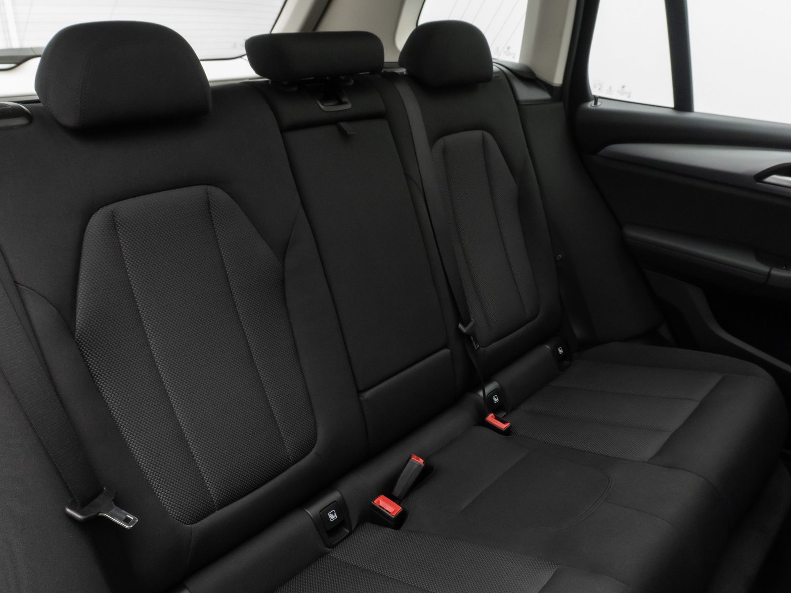 Fahrzeugabbildung BMW X3 xD30e Panorama Kamera DAB HiFi WLAN Stop&Go