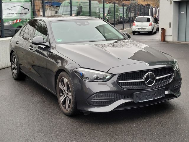 MERCEDES-BENZ C 300 4M Avantgarde Pano+AHK+360°+Distronic