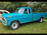 Ford F-250 Spezial Camper Oldtimer Wertgutachten - blaue Ford F 250