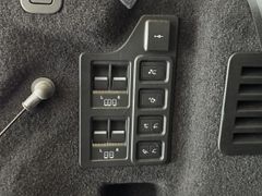 Foto Nummer 14: LAND ROVER Discovery