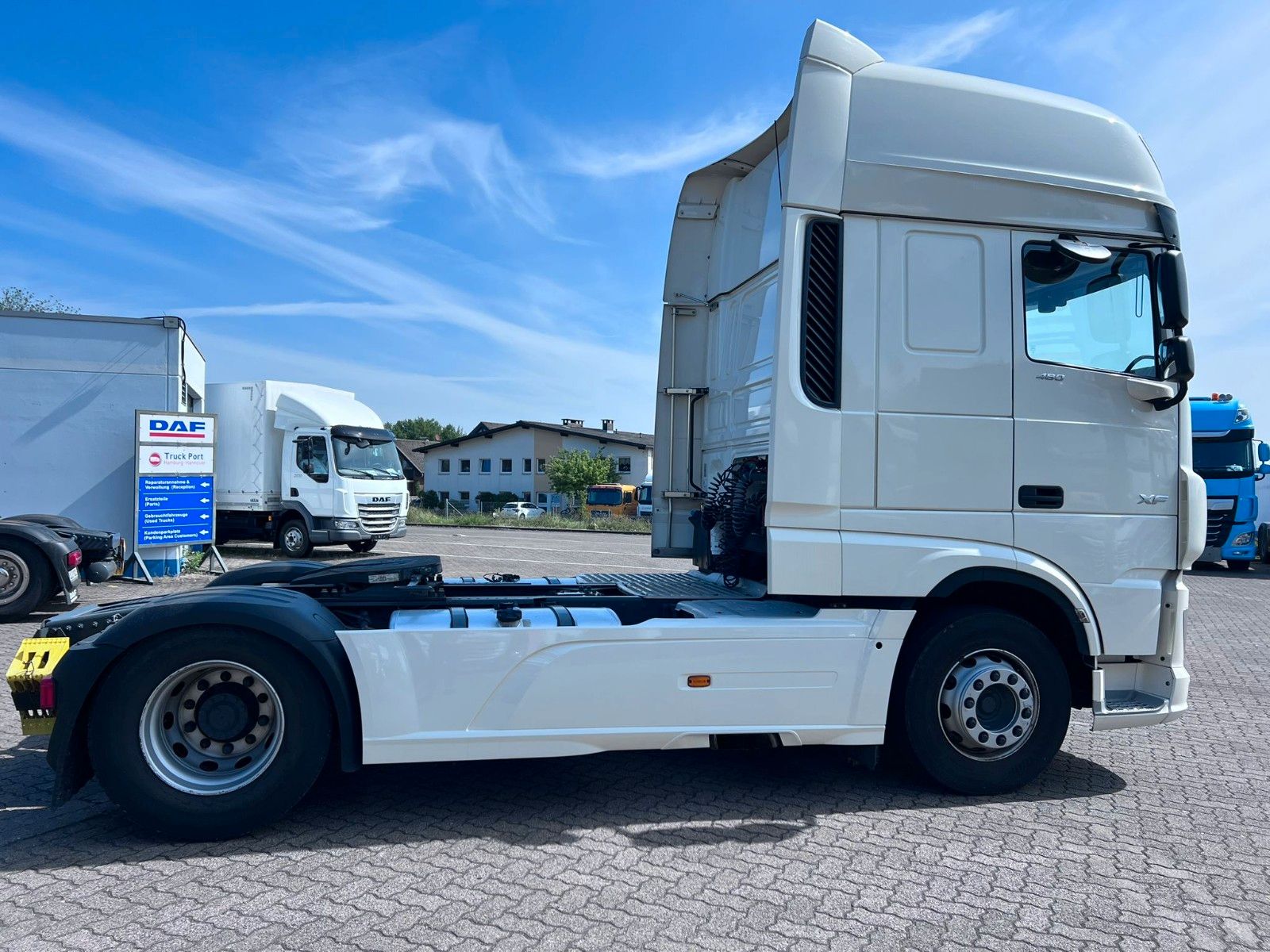 Fahrzeugabbildung DAF DAF 2 Stück SSC XF 480 FT, Intarder