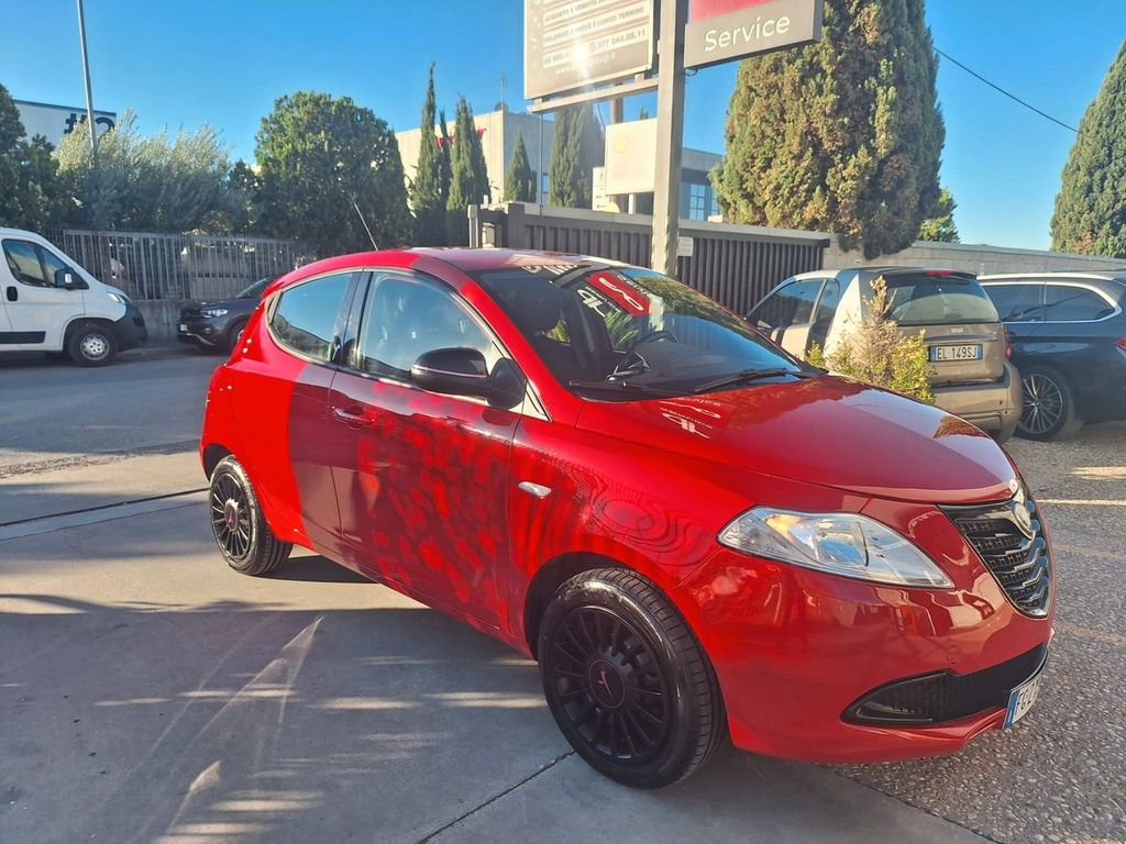 Image of Lancia Ypsilon