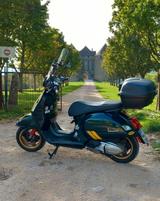 Vespa GTS 300 Racing Sixties - VESPA SI