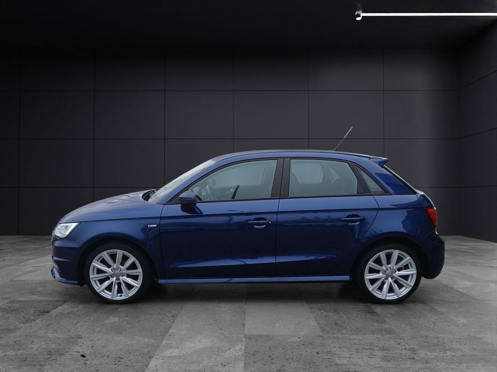 Fahrzeugabbildung Audi A1 Sportback TFSI sport Xenon GRA PDC SH