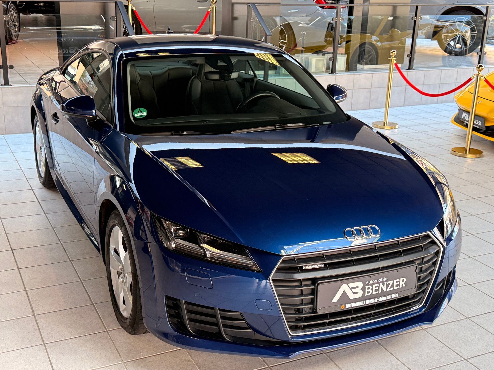 Fahrzeugabbildung Audi TT Coupe 2.0 TFSI Quattro /AUTOMATIK/NAVI/ALCANT