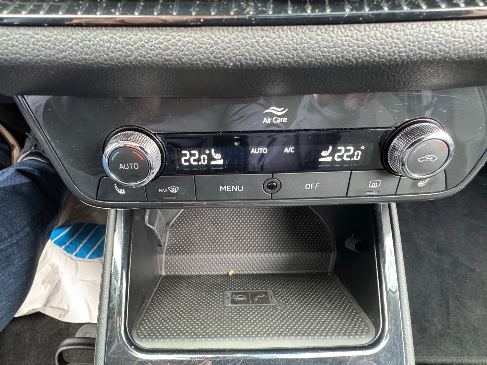 Fahrzeugabbildung SKODA Fabia Tour 110PS DSG*RFK*behLen*Allwetter