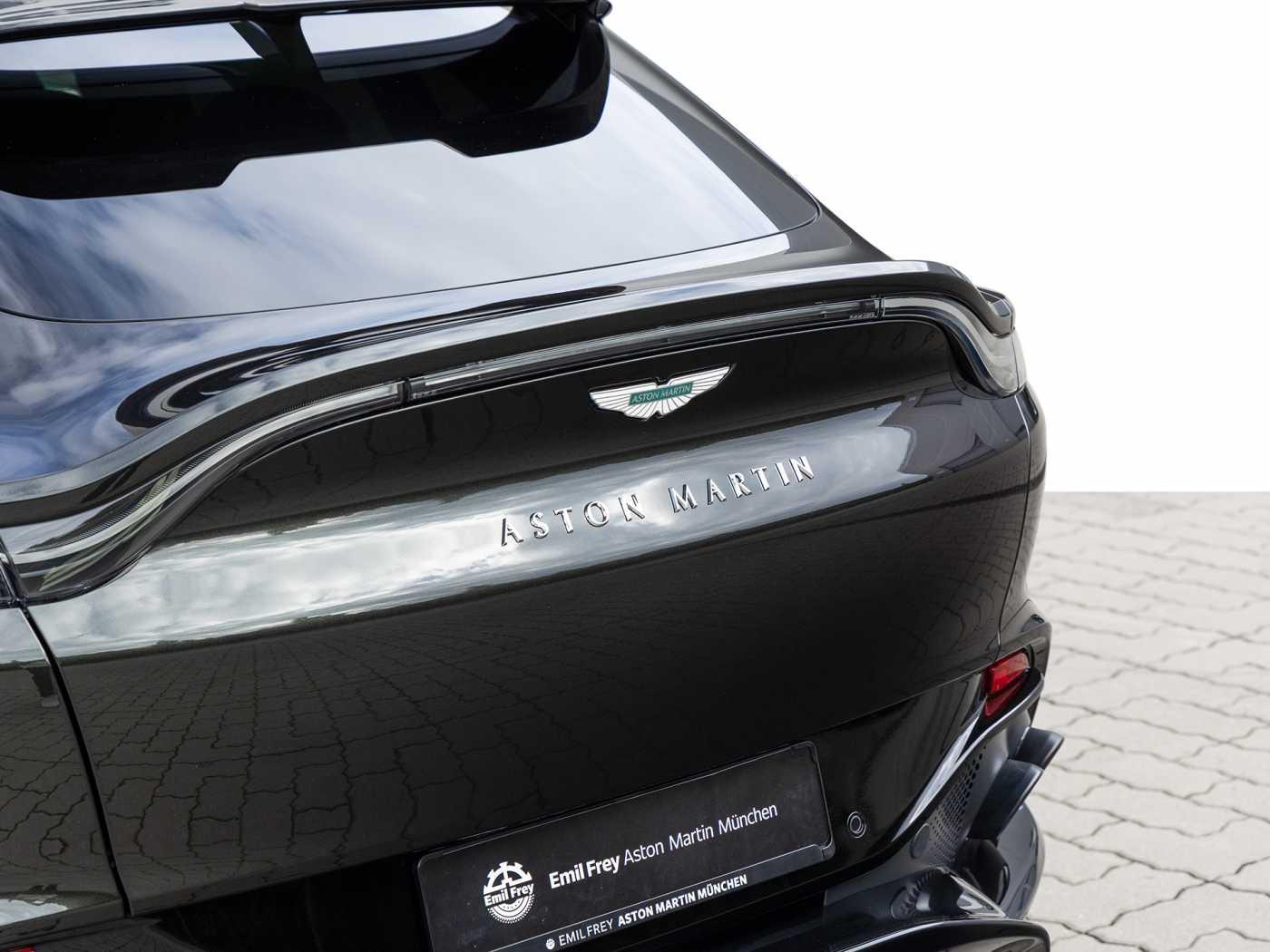 Aston Martin DBX 707 - Minotaur Green -