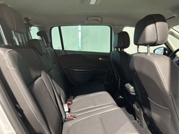 Fotografie des Opel Zafira 1.6 D Innovation AHK Navi RFK Leder