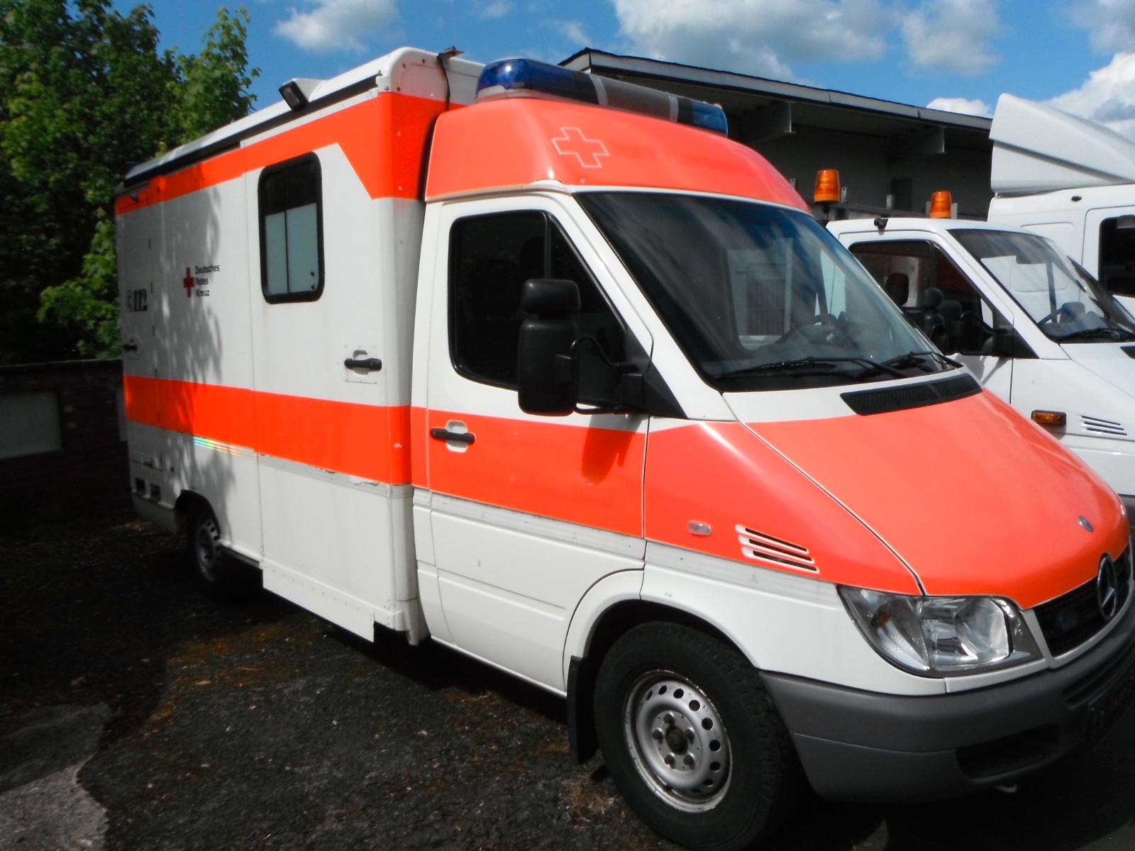 Mercedes-Benz RTW STROBEL So.KFZ Krankentransporter