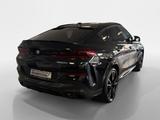 BMW X6 M60i xDrive - schwarze BMW X6 M60