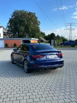 Audi S3 TFSI S tronic quattro - MATRIX B&O SPORTSITZE - Audi S3: Blau