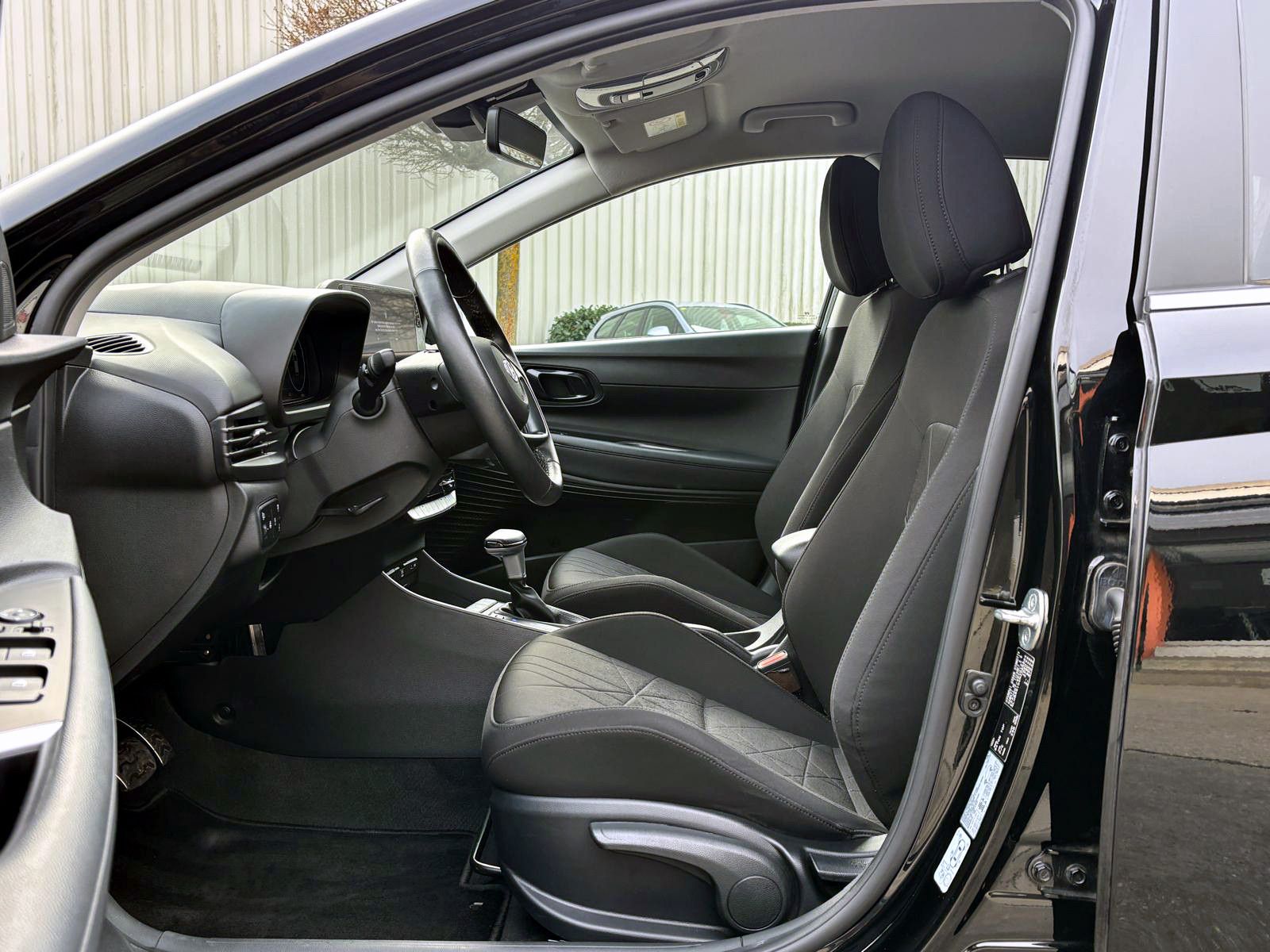 Fahrzeugabbildung Hyundai Bayon Prime 1.0TGDI Aut. 2WD LED ACC KAM SHZ NAV