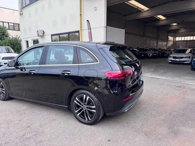 Other MERCEDES-BENZ B 180 d Automatic AMG Line Premium imagem 3