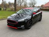 Ford Focus ST-Line Black  *Zahnriemen neu* - Ford Focus: Kombi