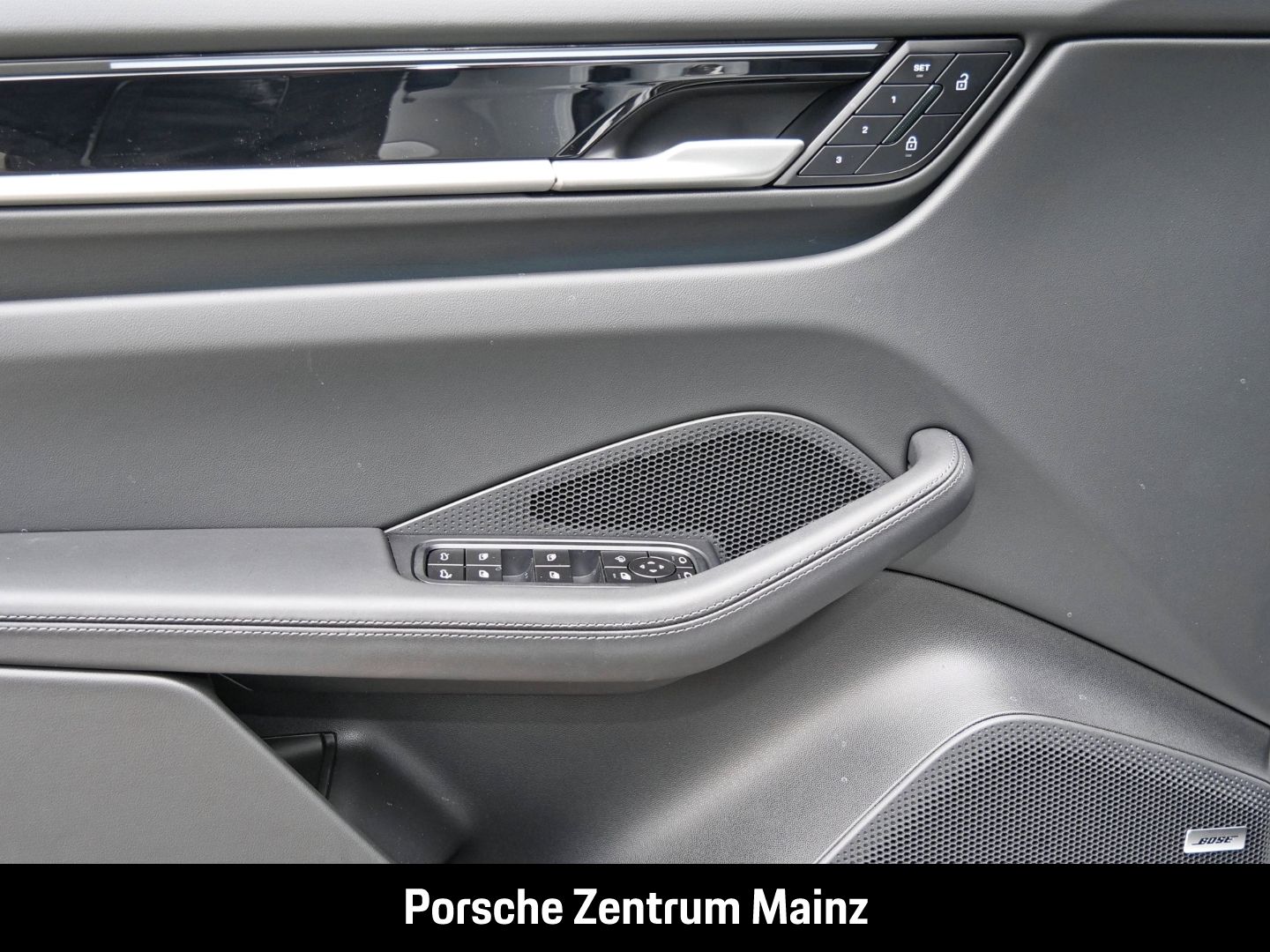 Porsche Macan - Bild 25