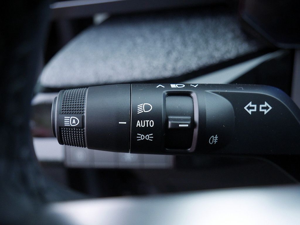 Fahrzeugabbildung Renault Clio Techno Full Hybrid E-Tech 160